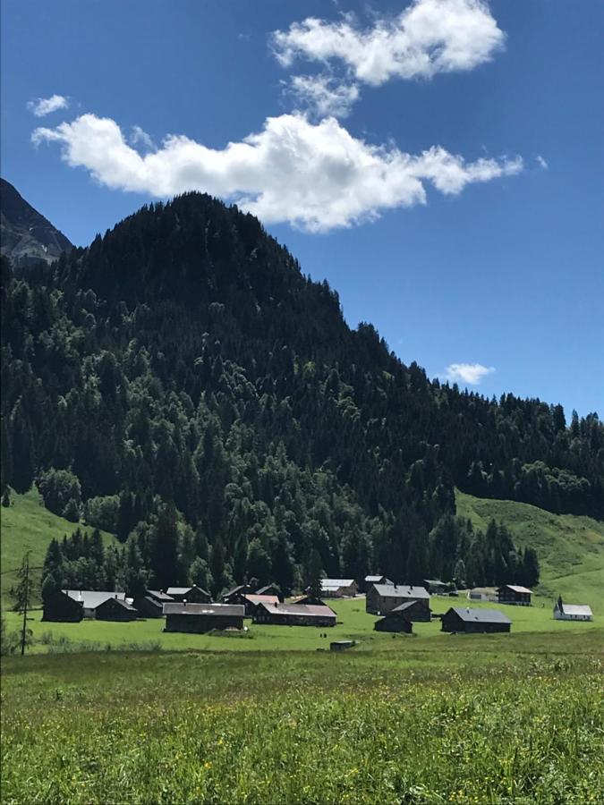 Kleine Ferienwohnung Am Rande Der Wildnis Sibratsgfäll エクステリア 写真